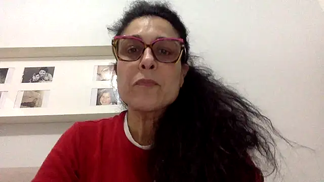 crudeliafrancy online show from 25, 2, 2026