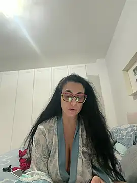 crudeliafrancy online show from 31, 3, 2026