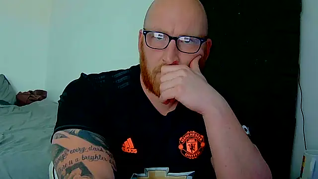 Snapshot of Tilerdadbod chatting on 18, 5, 2026 Tilerdadbod online show from 18, 5, 2026