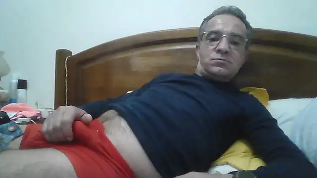 Snapshot of CarlosRocha73 chatting on 2, 5, 2026 CarlosRocha73 online show from 2, 5, 2026