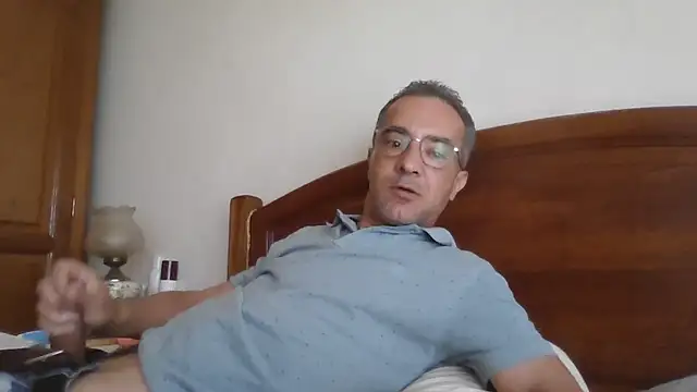 Snapshot of CarlosRocha73 chatting on 25, 5, 2026 CarlosRocha73 online show from 25, 5, 2026