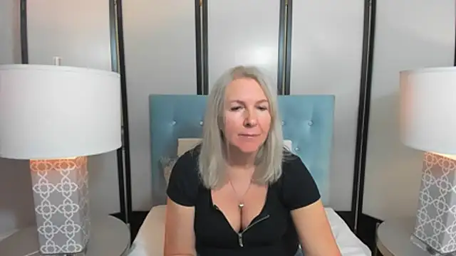 EricaTop online show from 12, 11, 2025