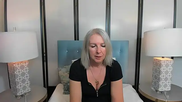 Snapshot of EricaTop chatting on 29, 4, 2026 EricaTop online show from 29, 4, 2026