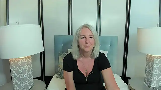 Snapshot of EricaTop chatting on 24, 5, 2026 EricaTop online show from 24, 5, 2026