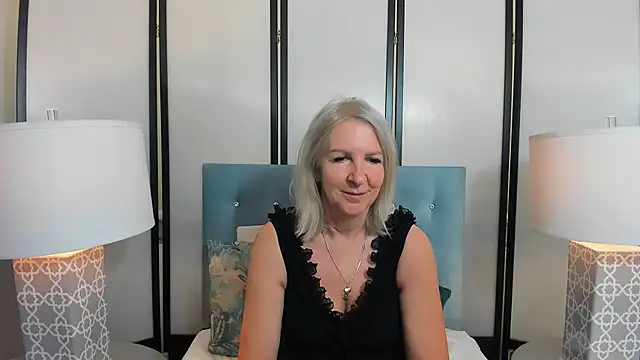 Snapshot of EricaTop chatting on 7, 6, 2026 EricaTop online show from 7, 6, 2026