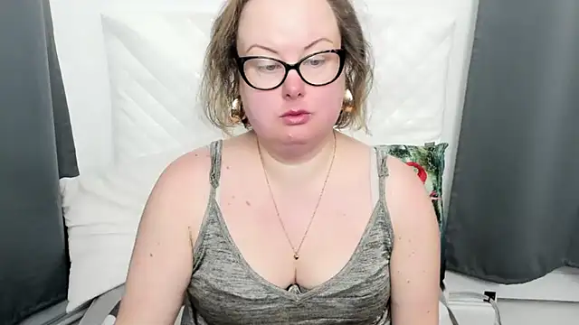 dirtyBonnie online show from 4, 3, 2026