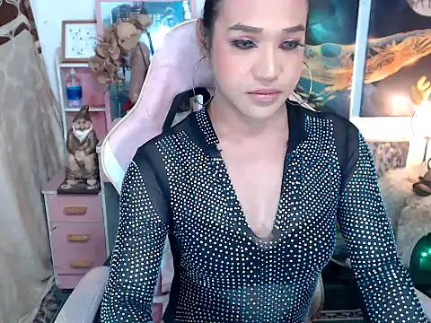 Snapshot of AsianMariaTs chatting on 11, 11, 2025 AsianMariaTs online show from 11, 11, 2025