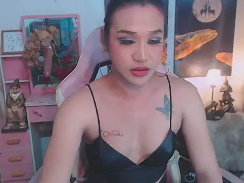 Snapshot of AsianMariaTs chatting on 20, 11, 2025 AsianMariaTs online show from 20, 11, 2025