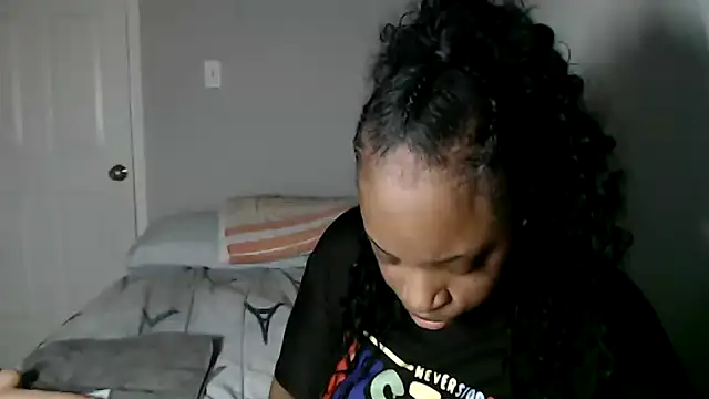 Sexymona1218 online show from 27, 10, 2025