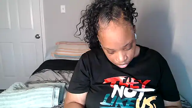 Sexymona1218 online show from 26, 11, 2025