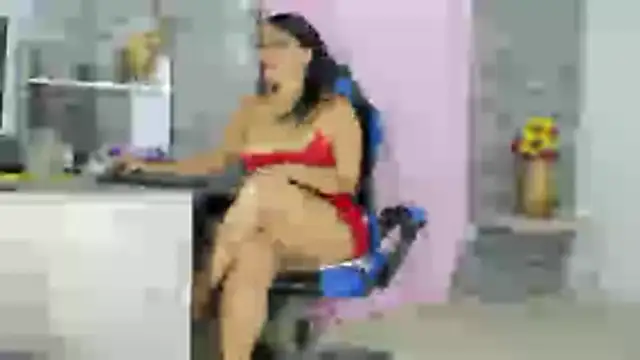 Snapshot of devorah_soto chatting on 28, 4, 2026 devorah soto online show from 28, 4, 2026