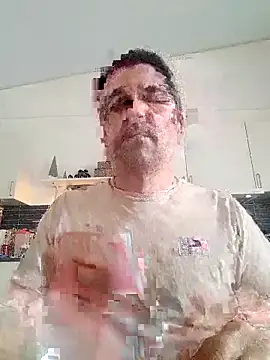 Snapshot of dick81 chatting on 9, 4, 2026 dick81 online show from 9, 4, 2026