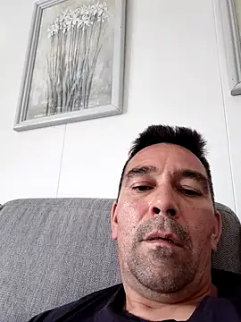 Snapshot of dick81 chatting on 9, 7, 2026 dick81 online show from 9, 7, 2026
