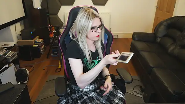 KelseyCobalt online show from 18, 1, 2025