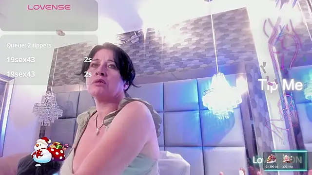 Snapshot of LADY_HELLEN chatting on 27, 11, 2025 LADY HELLEN online show from 27, 11, 2025