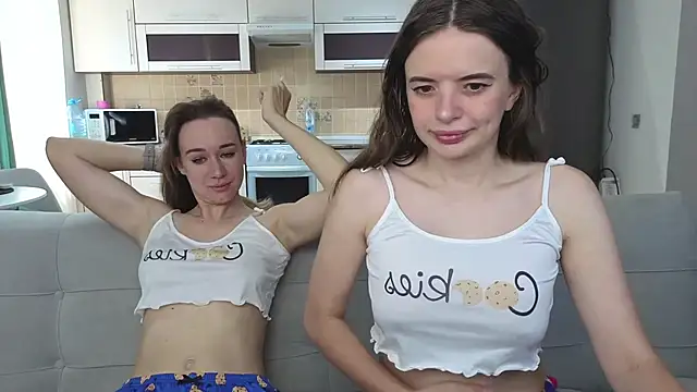 Snapshot of Naughty_Alice chatting on 29, 6, 2026 Naughty Alice online show from 29, 6, 2026