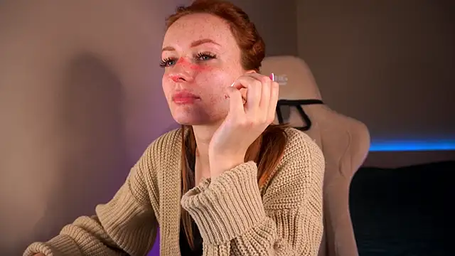 Snapshot of Liuba_Fox chatting on 13, 3, 2025 Liuba Fox online show from 13, 3, 2025