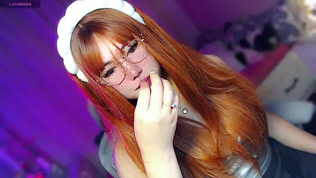 Snapshot of HOTnWILDalice chatting on 16, 7, 2026 HOTnWILDalice online show from 16, 7, 2026