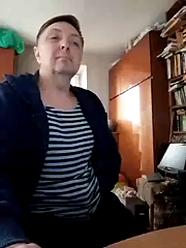 Snapshot of Pokaz2020 chatting on 27, 4, 2026 Pokaz2020 online show from 27, 4, 2026