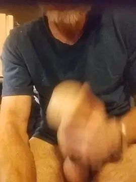 Snapshot of ROBERT0516 chatting on 17, 5, 2026 ROBERT0516 online show from 17, 5, 2026