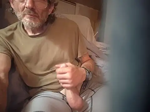 Snapshot of ROBERT0516 chatting on 9, 8, 2026 ROBERT0516 online show from 9, 8, 2026