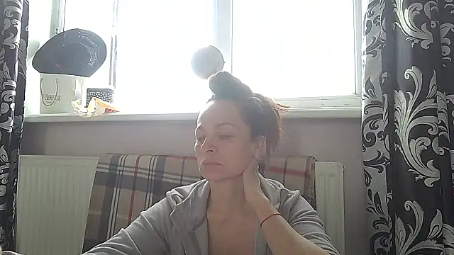 Snapshot of LindaStarS chatting on 30, 4, 2026 LindaStarS online show from 30, 4, 2026