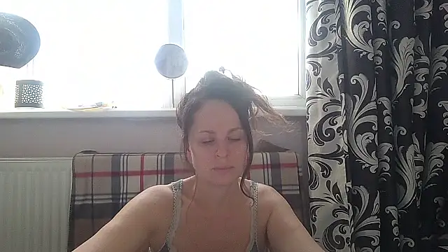 Snapshot of LindaStarS chatting on 21, 5, 2026 LindaStarS online show from 21, 5, 2026