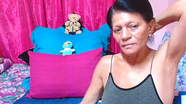 SLUTTYROXY online show from 7, 1, 2026