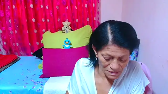 Snapshot of SLUTTYROXY chatting on 24, 2, 2026 SLUTTYROXY online show from 24, 2, 2026