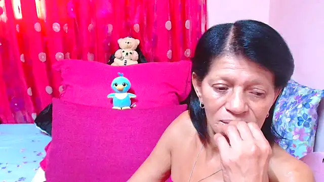 Snapshot of SLUTTYROXY chatting on 18, 3, 2026 SLUTTYROXY online show from 18, 3, 2026