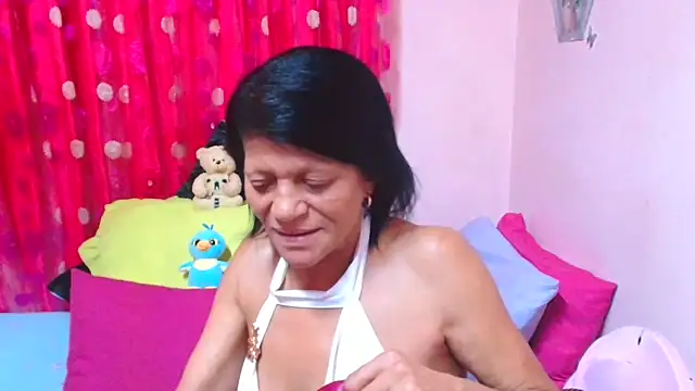 Snapshot of SLUTTYROXY chatting on 15, 4, 2026 SLUTTYROXY online show from 15, 4, 2026