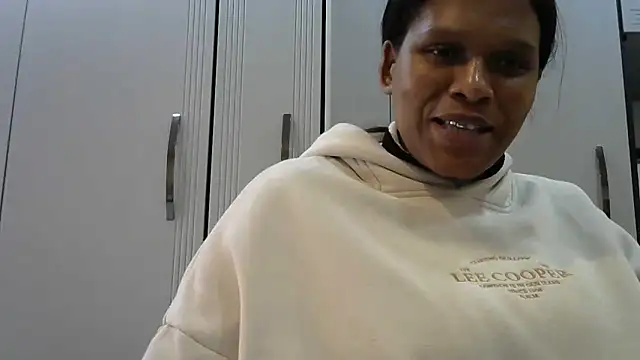 Snapshot of blackslut4u chatting on 13, 5, 2026 blackslut4u online show from 13, 5, 2026