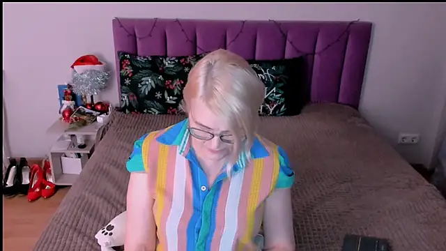 sabrinamacmarren online show from 9, 1, 2026