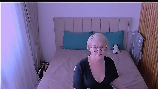 Snapshot of sabrinamacmarren chatting on 21, 4, 2026 sabrinamacmarren online show from 21, 4, 2026