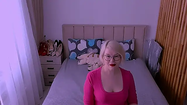 Snapshot of sabrinamacmarren chatting on 21, 5, 2026 sabrinamacmarren online show from 21, 5, 2026