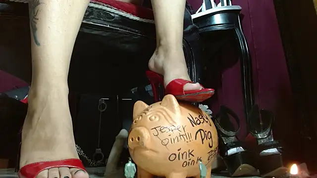Snapshot of MeGoddesSara chatting on 7, 5, 2026 MeGoddesSara online show from 7, 5, 2026