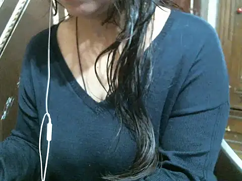 Snapshot of UrsMansi chatting on 5, 12, 2024 UrsMansi online show from 5, 12, 2024