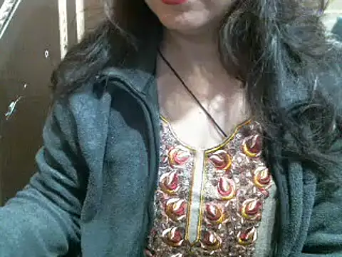 Snapshot of UrsMansi chatting on 25, 12, 2024 UrsMansi online show from 25, 12, 2024