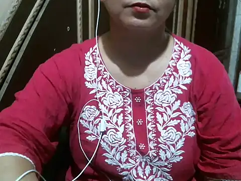 Snapshot of UrsMansi chatting on 9, 9, 2025 UrsMansi online show from 9, 9, 2025