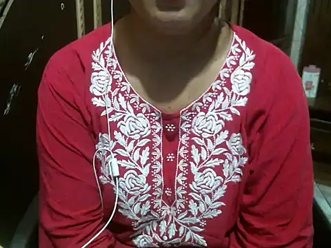 Snapshot of UrsMansi chatting on 10, 9, 2025 UrsMansi online show from 10, 9, 2025