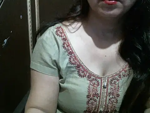 Snapshot of UrsMansi chatting on 13, 10, 2025 UrsMansi online show from 13, 10, 2025