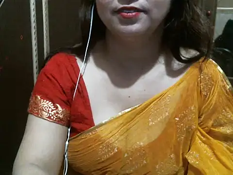 Snapshot of UrsMansi chatting on 14, 11, 2025 UrsMansi online show from 14, 11, 2025