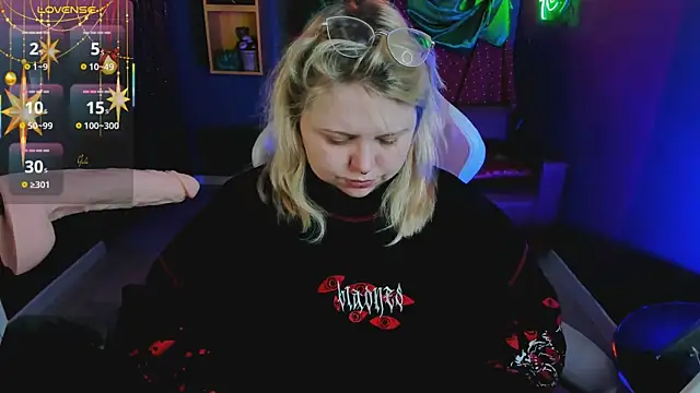 Yoki Shizuko online show from 8, 1, 2026