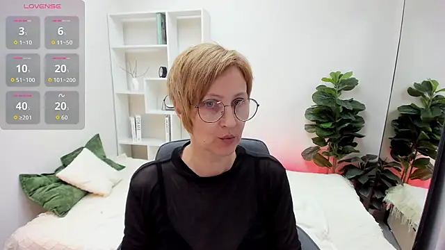 Paris Cherry online show from 21, 3, 2026