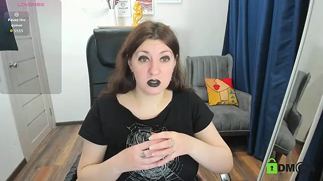 Black Black Rose online show from 1, 11, 2025