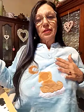 Snapshot of Melmamalhuda@xh chatting on 18, 11, 2025 Melmamalhudaxh online show from 18, 11, 2025