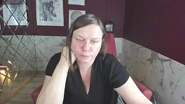 KellyPerfection online show from 7, 11, 2025