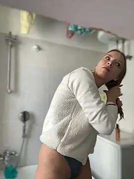 Snapshot of AnastasiaAniess chatting on 15, 2, 2025 AnastasiaAniess online show from 15, 2, 2025