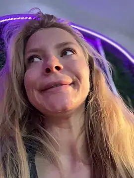 AnastasiaAniess online show from 3, 4, 2026