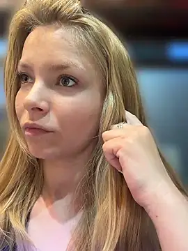 Snapshot of AnastasiaAniess chatting on 27, 4, 2026 AnastasiaAniess online show from 27, 4, 2026
